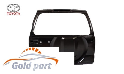 در صندوق تویوتا پرادو